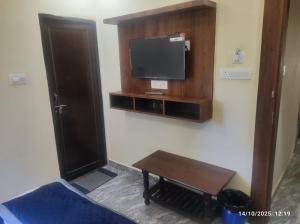 hotel neelkanth pg house