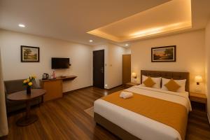 Hotel Yeasel near Ridge Park Gangtok - A Prime location property #best rated #terrace #banquet #balcony view #parking