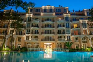Venera & Anastasia Palace Apartments