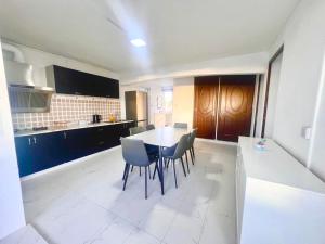 Soleil couchant Appt 8 - Ubytování bez kategorie ve městě Flic-en-Flac