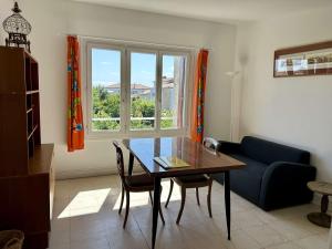 Appartement à Royan Foncillon - 2 Chambres - Proche Plage - FR-1-494-219