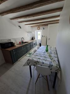 Quiet apartment Chamaillard 2