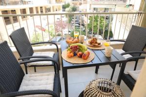 Agora by Rapsani beach !