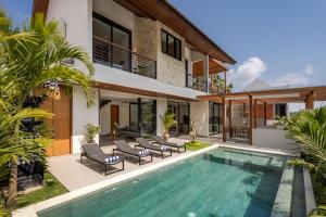 Villa Mocha - Surf & Golf Retreat Between Balis Best Beaches