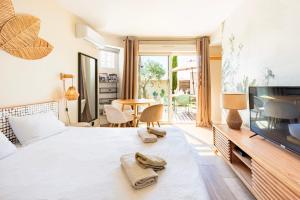 COCOON IN CASSIS