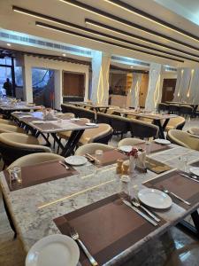 Hotel KNG Grand