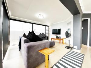 Coastal Hospitality - De Valle 43