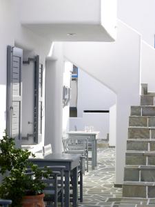 Galanis Rooms Milos Greece