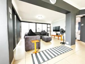 Coastal Hospitality - De Valle 43