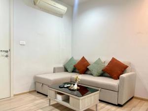 1BR Apartment with Rooftop Pool - The Base Height Phuket town