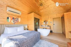 Trang An Golf and Resort