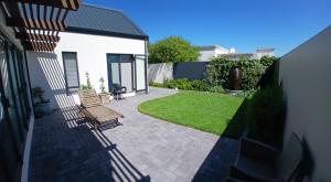 White Feather House and Boutique Spa