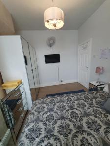 Private Luxury Double Room In Cardiff