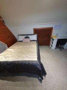 Private Luxury Double Room In Cardiff