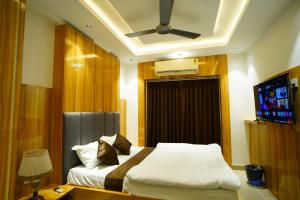 JRF Hotel