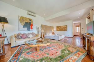 OPENING PROMO Luxury 5 plus 1 Bdr Villa 100m To Beach