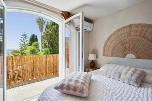 De lélégance au bord de leau