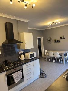 Affordable Luxury 2 Stunning apartment Sunderland close to City centre hospital Crown Works Studio and Nissan