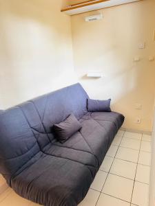 Apparemment cosy et au calme vue sur le golf