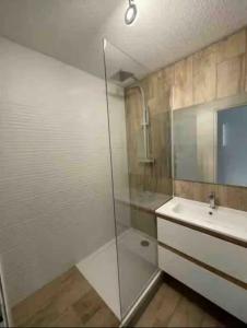 Appartement vue mer avec accès direct à la plage