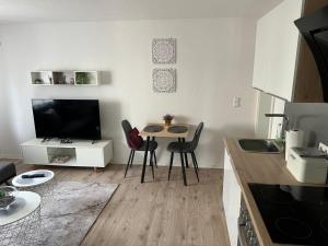 Exklusive moderne 2 Zi. Wohnung in ruhiger Lage