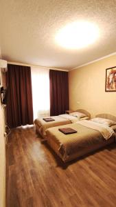 Василя Стуса 10 City Rooms