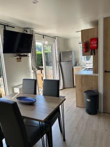 Mobilhome - Camping **** Les Charmettes