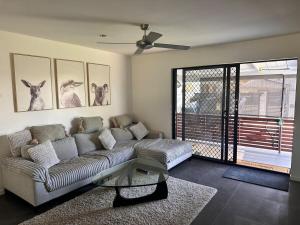 Coastal Runaway - Pet friendly & close to the water!