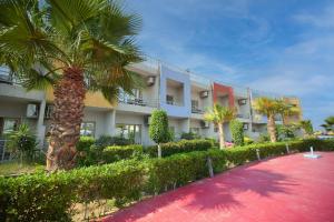 LUSINDA HOTEL MANAGEMENT BY ZAD