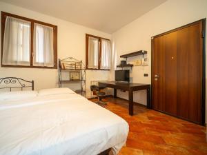 Mentana Flat, Centro Storico