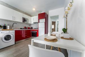 Beachfront Apartment with Sea View AC WiFi - Cambrils "Apt 208"