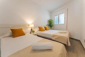 Beachfront Apartment with Sea View AC WiFi - Cambrils "Apt 208"