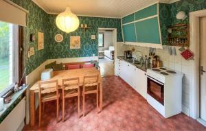 Gorgeous Home In Örkelljunga With Wifi