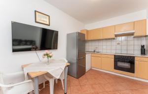 Awesome Apartment In Biograd Na Moru With Wifi