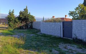 Gorgeous Apartment In Novi Vinodolski With Wifi