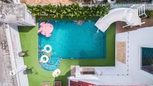 Villa 53 Wongamat 4BR, 300M from The beach