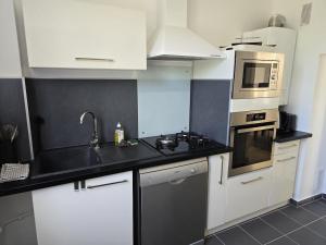 Evasion Marine Plage Terrasse parking clim