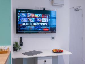 Hilltop Apartment 4 - Uk50596