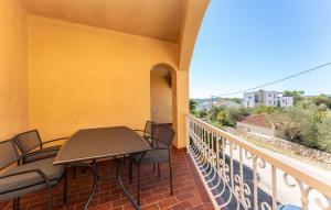 Awesome Apartment In Biograd Na Moru With Wifi 