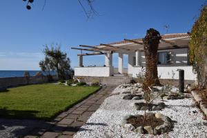 Villa Paola Caposuvero