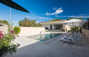 Lovely Home In Labin With Wifi