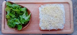 Agréable chalet en bois et son extérieur