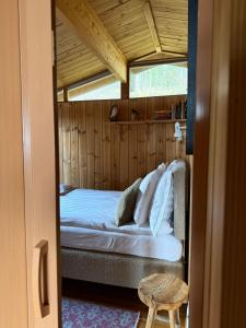 Lovely Cabin in the Capital Area with hot tube