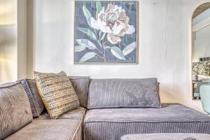 Lineal Luxe Apartments