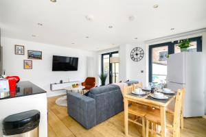 Roof Terrace Oasis 2 Bed 2 Bath London City Shoreditch Hoxton Modern Zone 1
