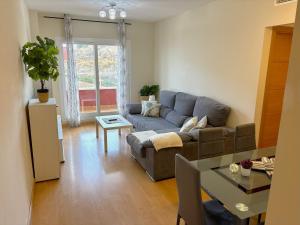 Evans Realty CA Piscina & Padel & Garaje