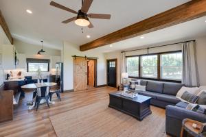 Charming Lodi Retreat Walk to Local Wineries