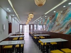 Hotel CGH Travel INN Airport