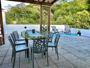 Appartamento Da Deki con ampio terrazzo vista Monte Grappa