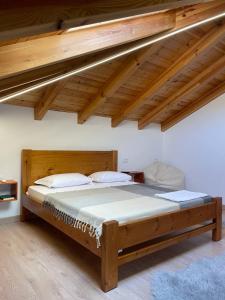 Tringa Guesthouse - Mrizi i Zanave